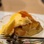 うを徳 - 2020.11 八幡浜富士柿1ヶ月熟成、青森こみつ（りんご）入りホットケーキ、卵黄多め自家製アイスクリーム