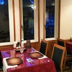 炭焼ハンバーグ 牛船 - 静かで、居心地良いです