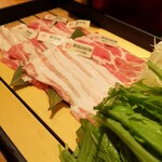 お菜屋 わだ家 - 豚しゃぶの食べ比べ