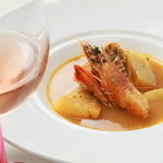 ラグーン - 絶品！マルセイユ風ブイヤベース[680円]その日仕入れた鮮魚でお客様お好みのスープに仕上げております
