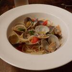 BISTRO POISSON ROUGE - 