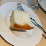 カンティーナ シチリアーナ トゥット イル マーレ 銀座4丁目 - フォカッチャ