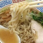 づゅる麺 池田 - 麺リフト