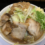 ラーメン浅野 - 豚ラーメン(上から見た図)