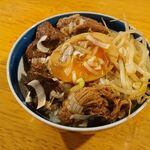 もんど - 牛すじ＆卵 on the rice  2020.11