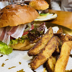 米沢ステーキ＆ビストロ 飛行船 - 米沢市ハンバーガー　1,800円