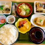 Kojouhama Onsen Hoteru - 朝食和定食
