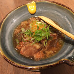 益や酒店 - 牛すじ煮込み（税込　550円）評価＝○