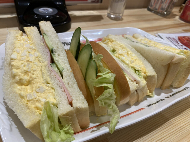 ボリュームが凄すぎて食べにくいミックスサンド By natalie コメダ珈琲店 江坂駅前店 江坂 喫茶店 食べログ ボリュームが凄すぎて食べにくいミックスサンド By natalie コメダ珈琲店 江坂駅前店 江坂 喫茶店 食べログ