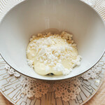 SALONE TOKYO - 白いティラミス。