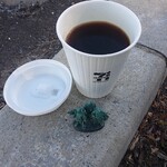 セブンイレブン - ドリンク写真:ホットコーヒーR(レギュラー) 100円
