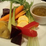 トラットリア ラパーチェ - トラットリア ラパーチェの野菜のバーニャカウダ（11.11）