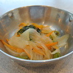 JICA関西 - 空芯菜と玉ねぎの炒め物