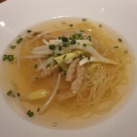 カントニーズ 燕 - 