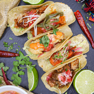 自家製トルティーヤで作るもちもち生地のタコス！