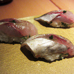 まんてん鮨 - 根付きの鯵