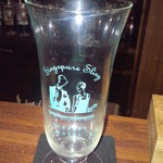 ウォータークラブ - ｼﾝｶﾞﾎﾟｰﾙｽﾘﾝｸﾞ ｵﾘｼﾞﾅﾙ版を注文したら、本物ｸﾞﾗｽでｻｰﾌﾞという粋な計らい