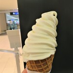 きのとや 新千歳空港店 - 極上牛乳ソフト（\410）