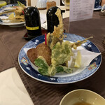 Yakushima Gurin Hoteru - 2020/11/14  夕飯のセット飛び魚の天ぷらと他