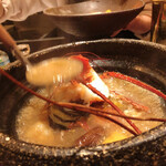 粋魚 むらばやし - 洗面器ぐらい大きな土鍋でグツグツ焚かれた伊勢海老鍋‼️wow