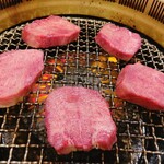 焼肉 スタミナ苑 - 牛タン 厚切り