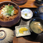 大洲炉端 油屋 - 