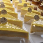 アカシエ - ケーキショーケース