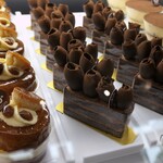 アカシエ - ケーキショーケース