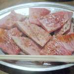 焼肉 はせ川 - カルビ