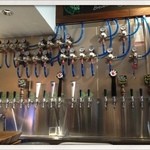 ウォータリングホール - ビールタップ。