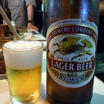 関東煮　権兵衛 - まずは、ビールからのスタートですよ。 キリンのラガービールです。 では、では、乾杯～。 ぶふぁ～旨い！！ さて、今日は、何回目の乾杯だったかな？ 沢山飲みましたからね。(笑)