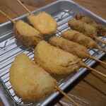 クサツタテナガ -