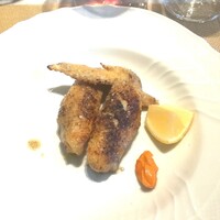 La Brianza - フランス産ブレス鶏はクリスマスに使われることの多いお肉とのお話、初めて聞き知りいただきました。味わい旨み濃くとてもジューシー、焼き香ばしく間違いなくおいしかったです☆