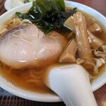 Wakou - ミニラーメン
                        メンマたくさん、焼豚も一応
                        これで＋150円ならば