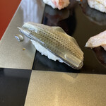 奴寿司 - コハダ（甘酢板昆布）