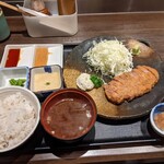 牛かつ もと村 福岡天神西通り店 - 