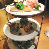 ERUTAN RESTAURANT BAR - 