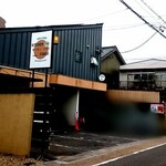 カフェ・喫茶＆洋食 KITCHEN FUKUI - 《住宅街に佇む一軒家》駐車場8台完備