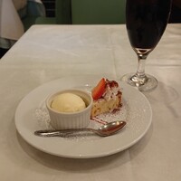 アマルフィイ・モデルナ - 