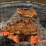 焼肉 日輪  - 国産黒毛和牛 カルビ焼