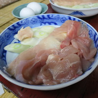 ぼたん - 鳥すきやき　（腿肉、胸肉、砂肝、ハツ、葱、焼き豆腐、白滝）
