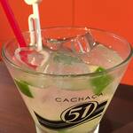 El Coyote - カイピリーニャ Caipirinha : ブラジルのカクテル 甘酸っぱくて美味しいけど実は強〜いカクテル！