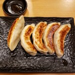 麺豪 織蔵 - 餃子　550円