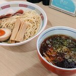 煮干鰮らーめん 圓 - 