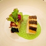 オーベルジュ・ド・リル トーキョー - 天然鱸のポワレ　穴子のカラメリゼ