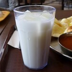 インドカレー＆ナン ゴーゴームンバイ - ラッシー