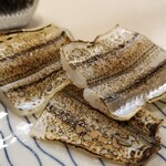 出羽鮨 - 鰆の昆布〆炙り。