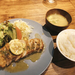 レストラン マカロニキッチン - ポークステーキレモンバターソース1,280円♪