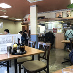 新華園 - 店内の雰囲気♪