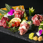 Directly delivered from a horse sashimi shop in Kumamoto! Assorted fresh horse sashimi